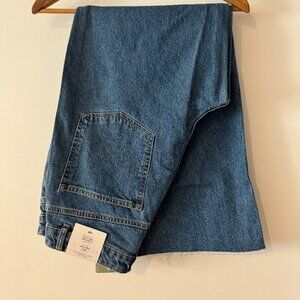 NWT - Wide High Waist Ankle Jeans with Raw Hem